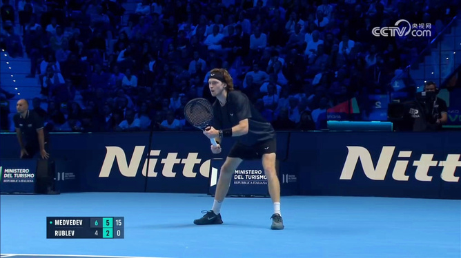 守不断出现 守不断出现