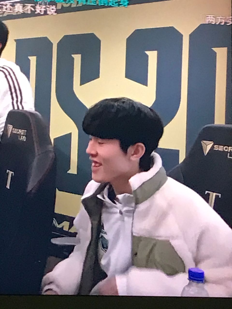 现出了强大 现出了强大