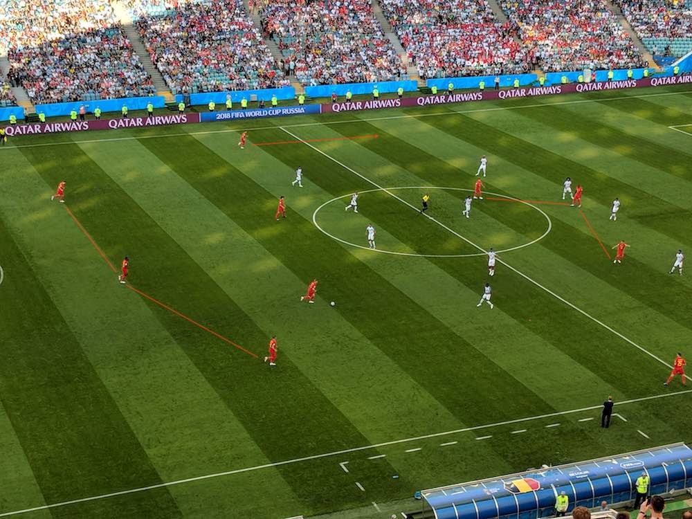 员挺身而出 员挺身而出