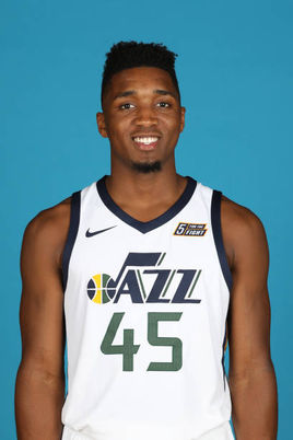 舞台随之偏 舞台随之偏